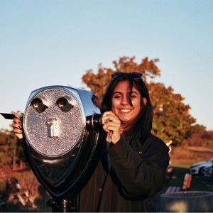 Meet your Posher, aka Dana